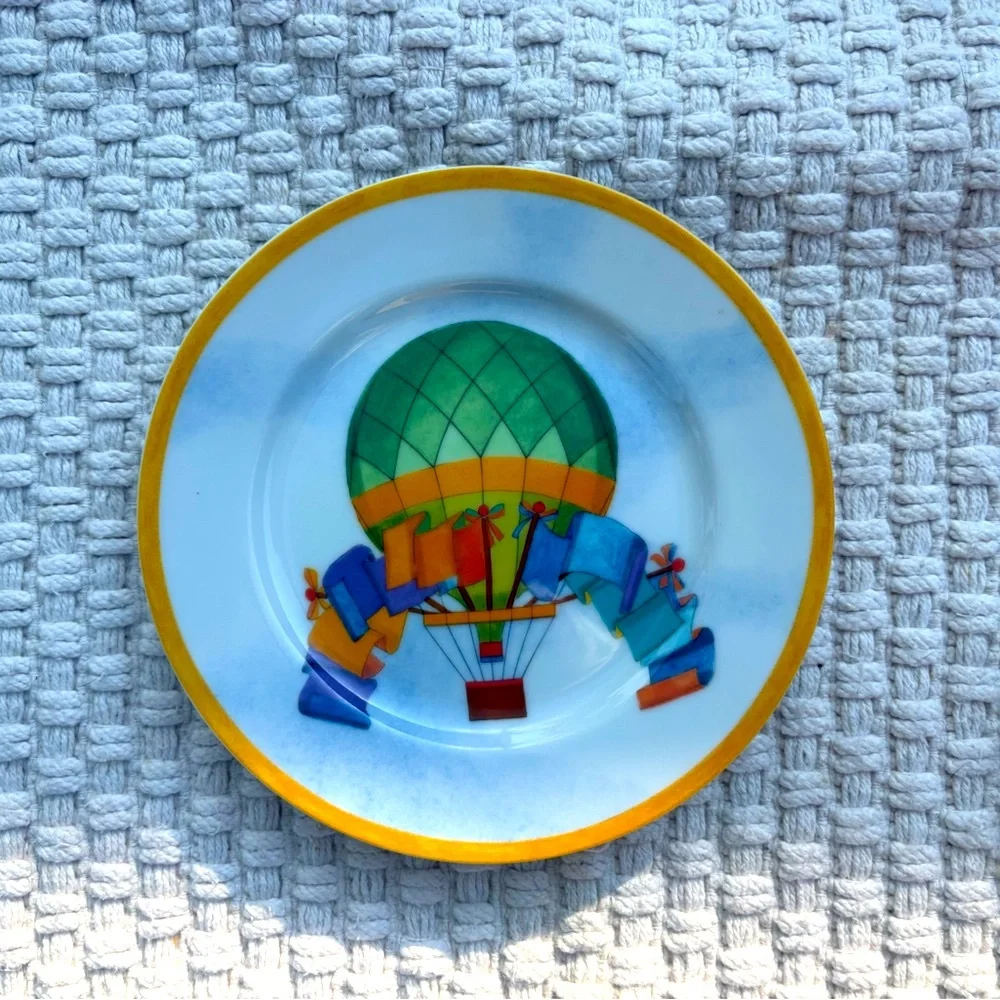 Four Williams-Sonoma Montgobfiere Hot Air Balloons 7 1/2